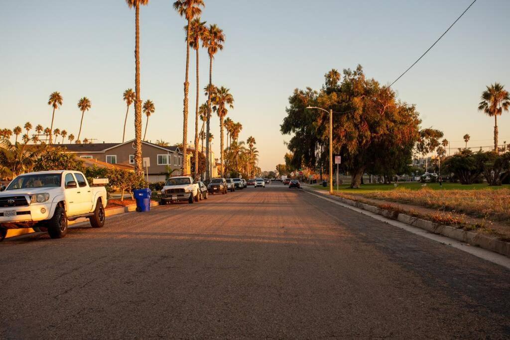 1 Block From Beach - Steps From Restaurants & Shops Oceanside Eksteriør billede